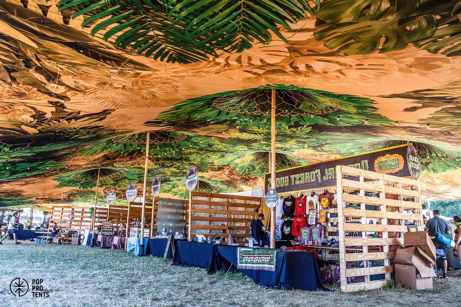 Stretch tent with a luxury black and gold custom skin